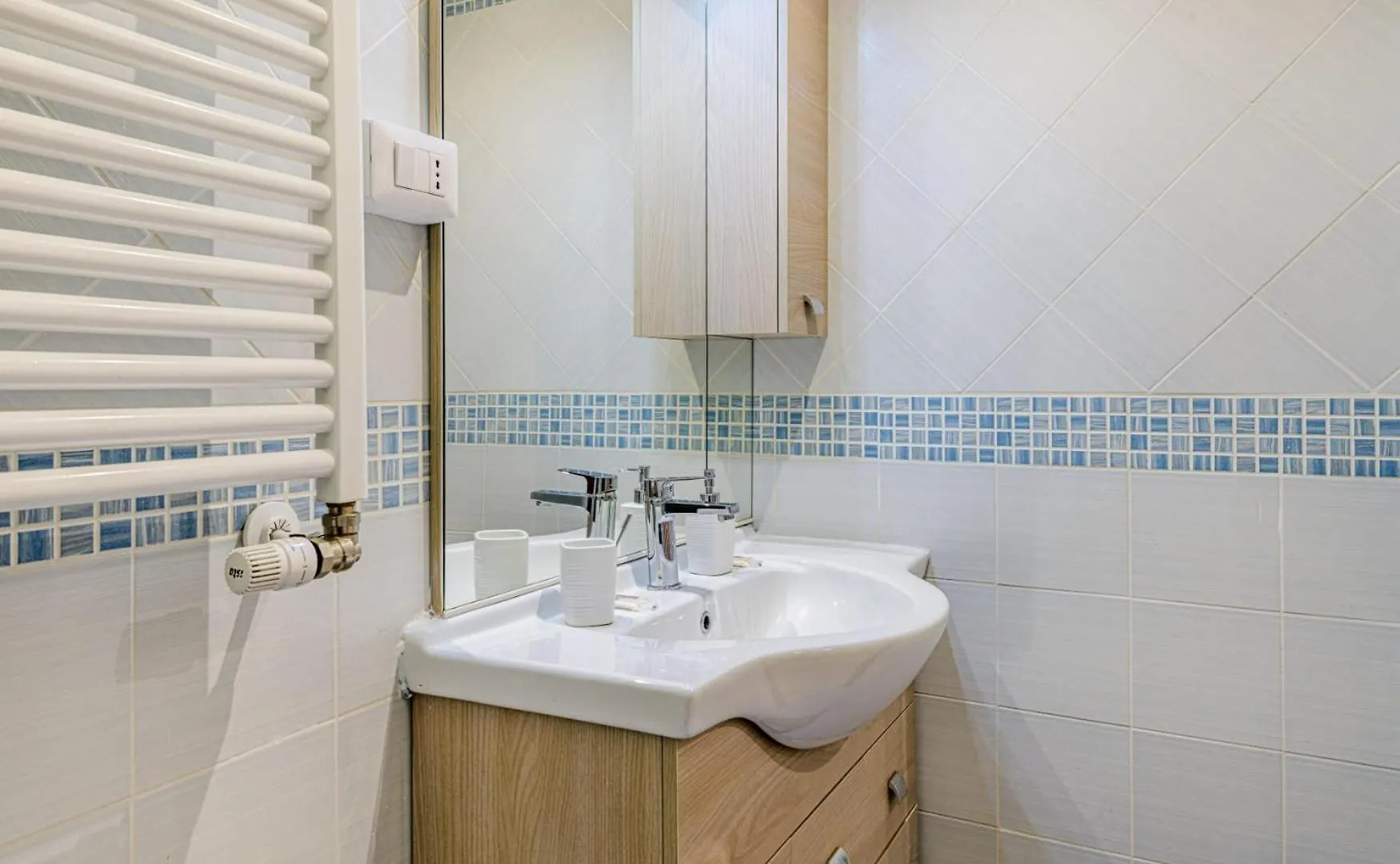 Apartment Roma- Vaticano 0*, Rome Italy